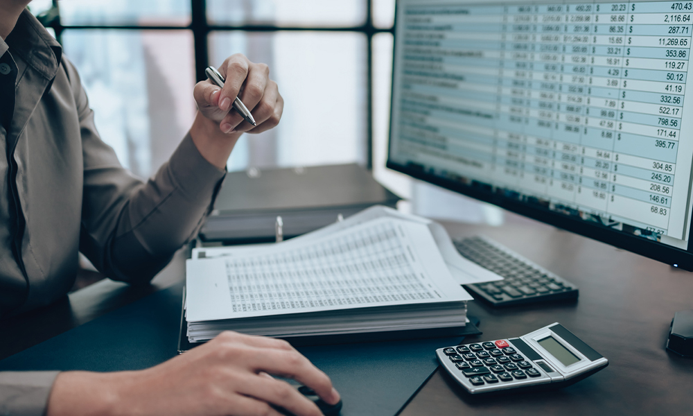 Pay Equity Audits: Detecting & Correcting Disparities 